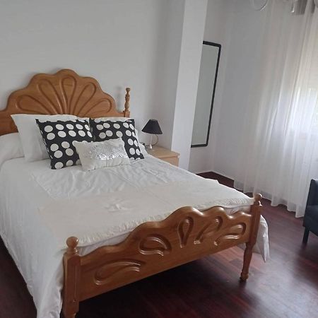 Vivienda Amplia Y Luminosa A Escasos Metros De La Playa De Cangas. Экстерьер фото